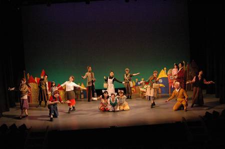 ミュージカル「三匹のネコ物語」女性ダンサーオーディションのサムネイル画像１