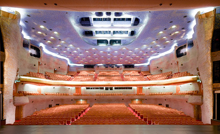 日生劇場ファミリーフェスティヴァル2020 ダンス×人形劇『ヒナタと月の姫』ダンサー募集のサムネイル画像１