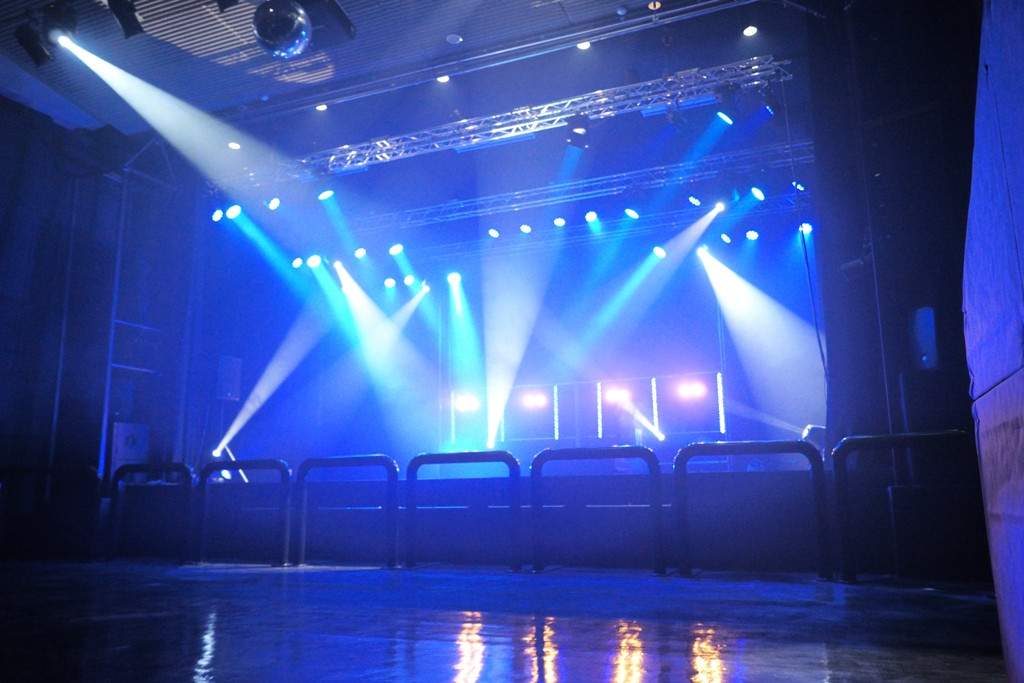 周南RISING HALL画像1