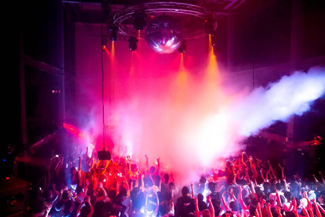 WOMB｜東京ダンスライフ【TOKYO DANCE LIFE】