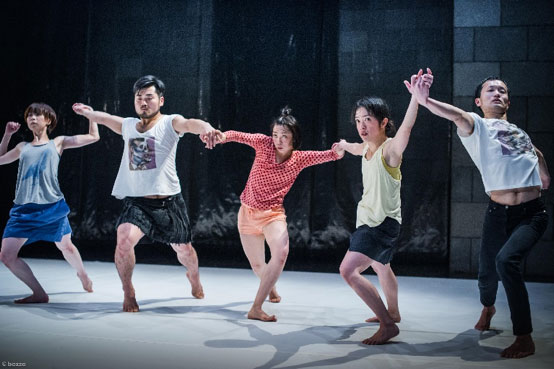 鈴木ユキオ×公募による青少年ダンサー「星の約束」のサムネイル画像１