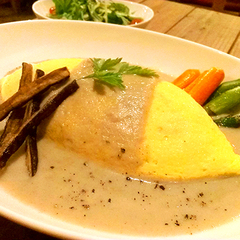 ダンめし 04：オムライスとダイニングバー kurumari（中野）・サクラカフェ池袋（池袋）イメージ