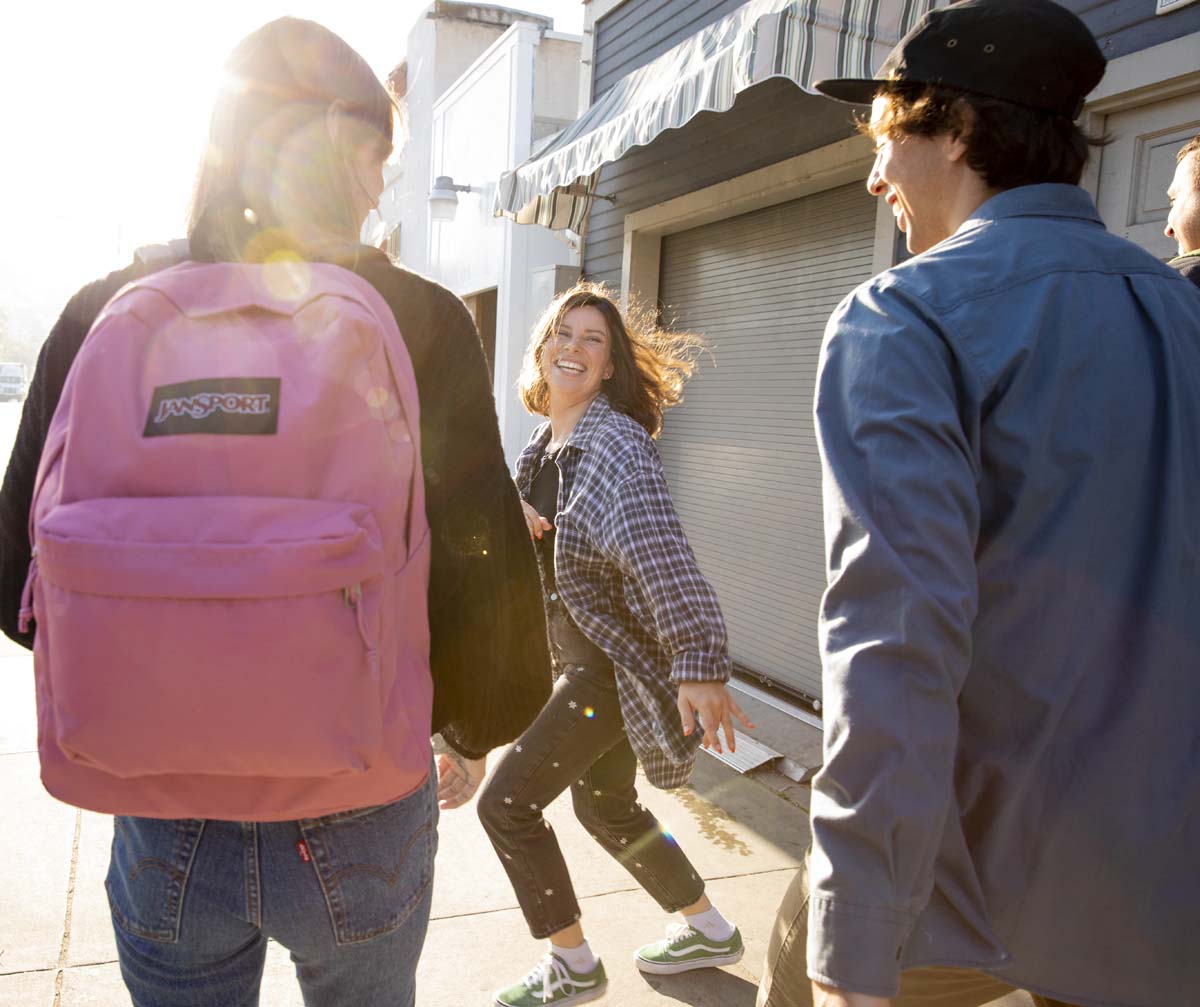 DX時代に、ニュースタンダードのデイパック ～名作デイパックにPCスリーブとウォーターボトルポケットを搭載した「スーパーブレイク®プラス」～イメージ