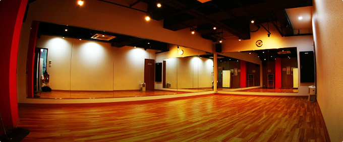 レンタルスタジオアッシュ 兎我野店画像1