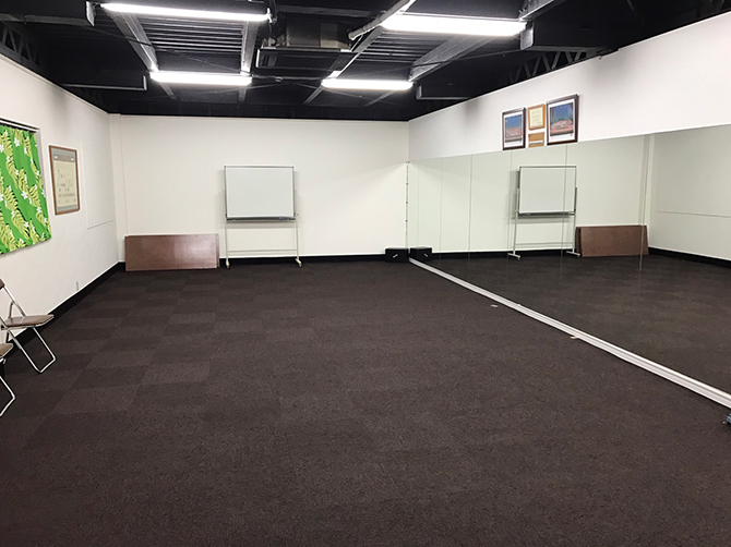 Halau Hula O Ka Moku'Opio O Ka Lani 神戸スタジオ画像1