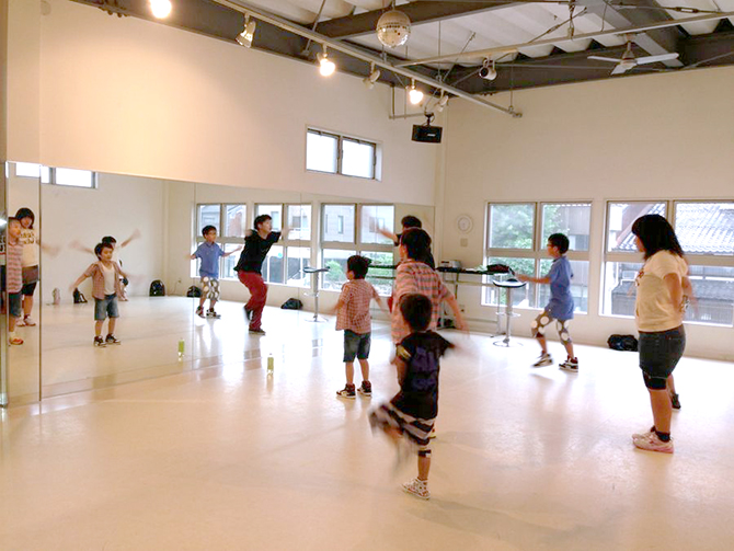 レイズダンススタジオ有松画像1