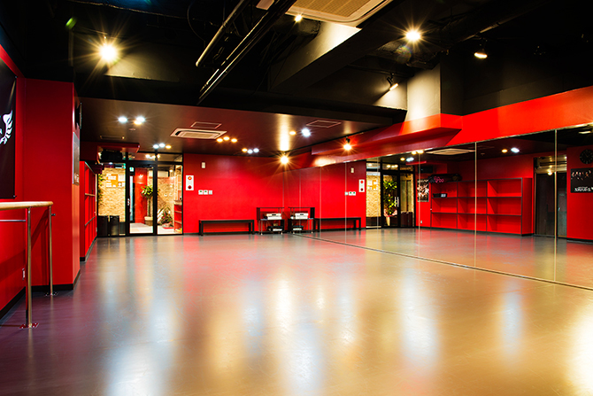 Z-RAHZ DANCE STUDIO画像1