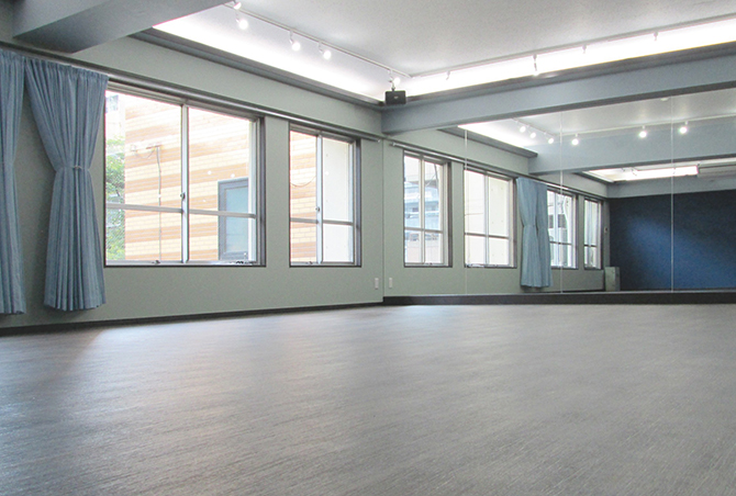 六本木十五夜（じゅうごや）スタジオ画像1